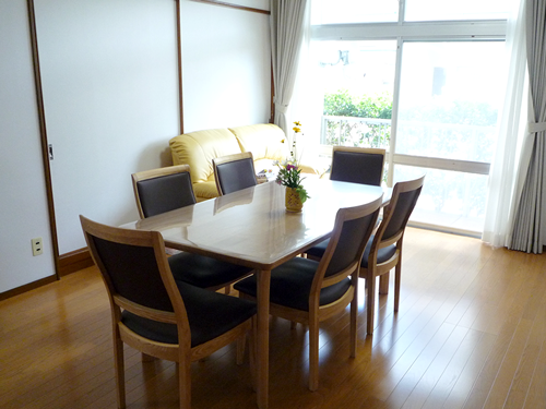 認知症デイサービスセンター わが家